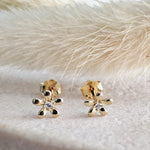 Aretes Minimalistas  Flower - Colección Golden foto producto